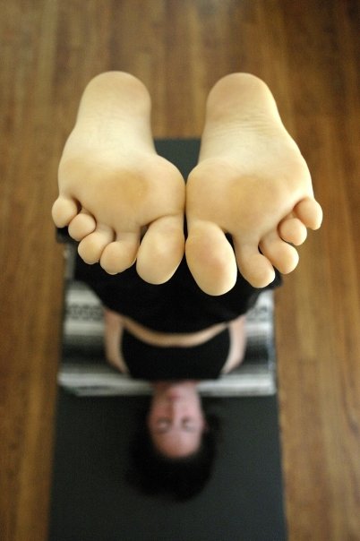 Niralambar sarvangasana (Shoulderstand without support) by Sanine YogaSana  | Yoga postures, Yoga teacher, Postures